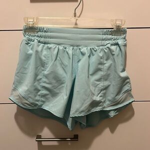 EUC blue lululemon Hotty hot 2.5 shorts
